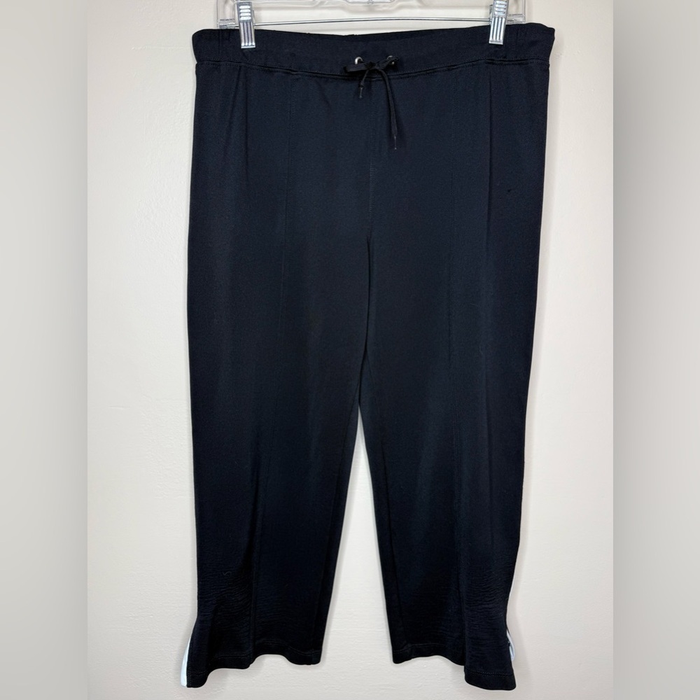 Aspire Black Capri Length Athletic Pants aside Stripe Size Medium